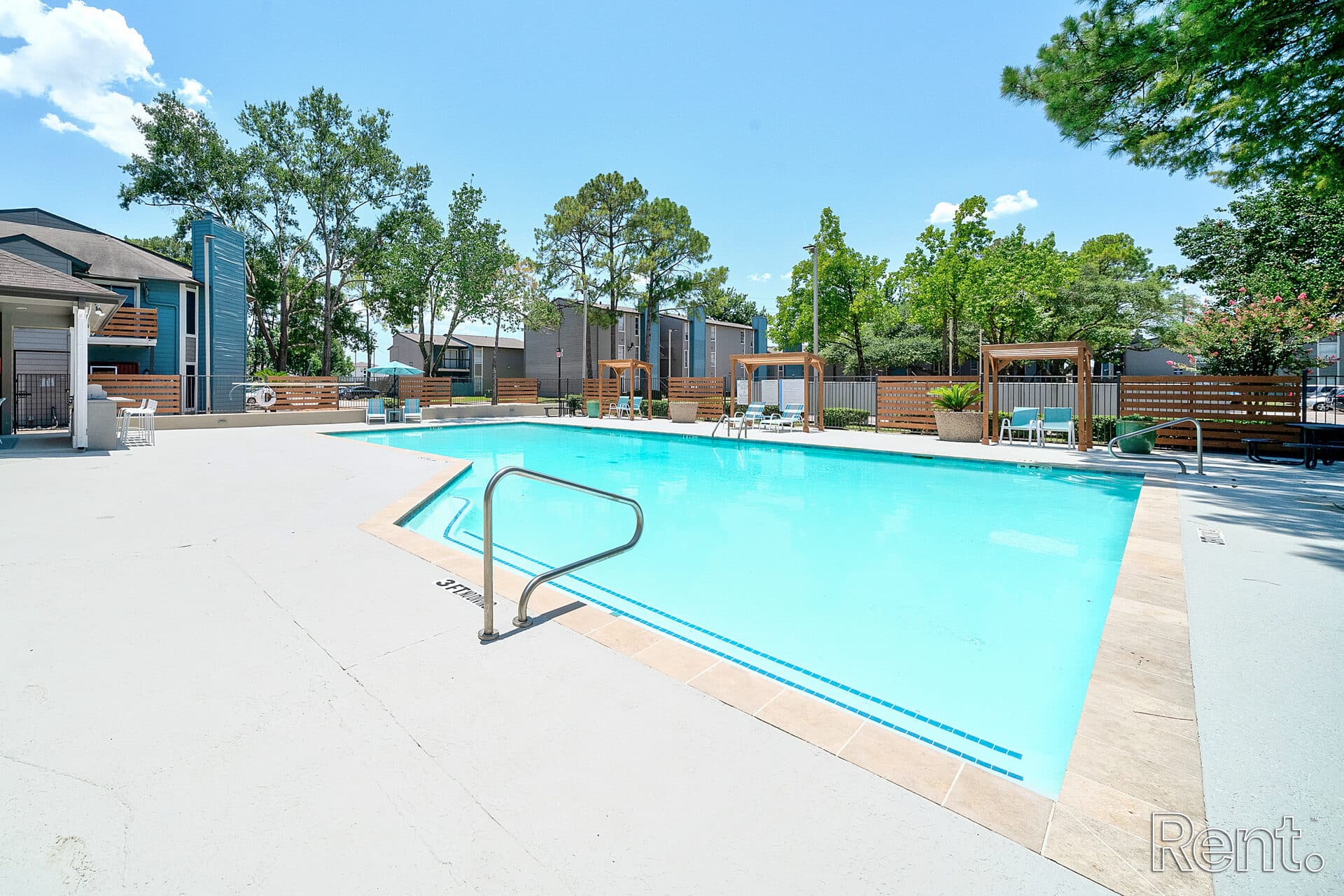 Resort-Style Pool